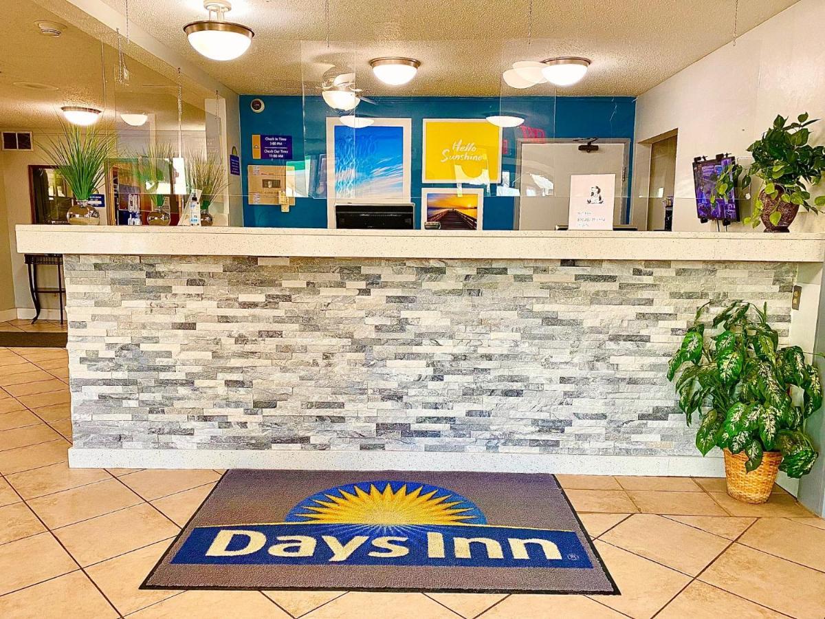 Days Inn By Wyndham Oglesby/ Starved Rock Exterior foto